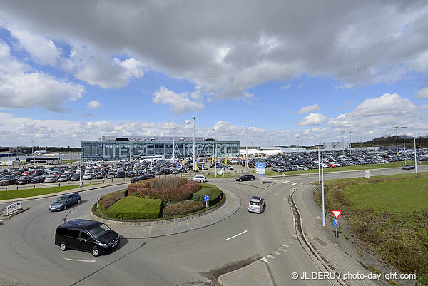 Liege airport 2016-04-04